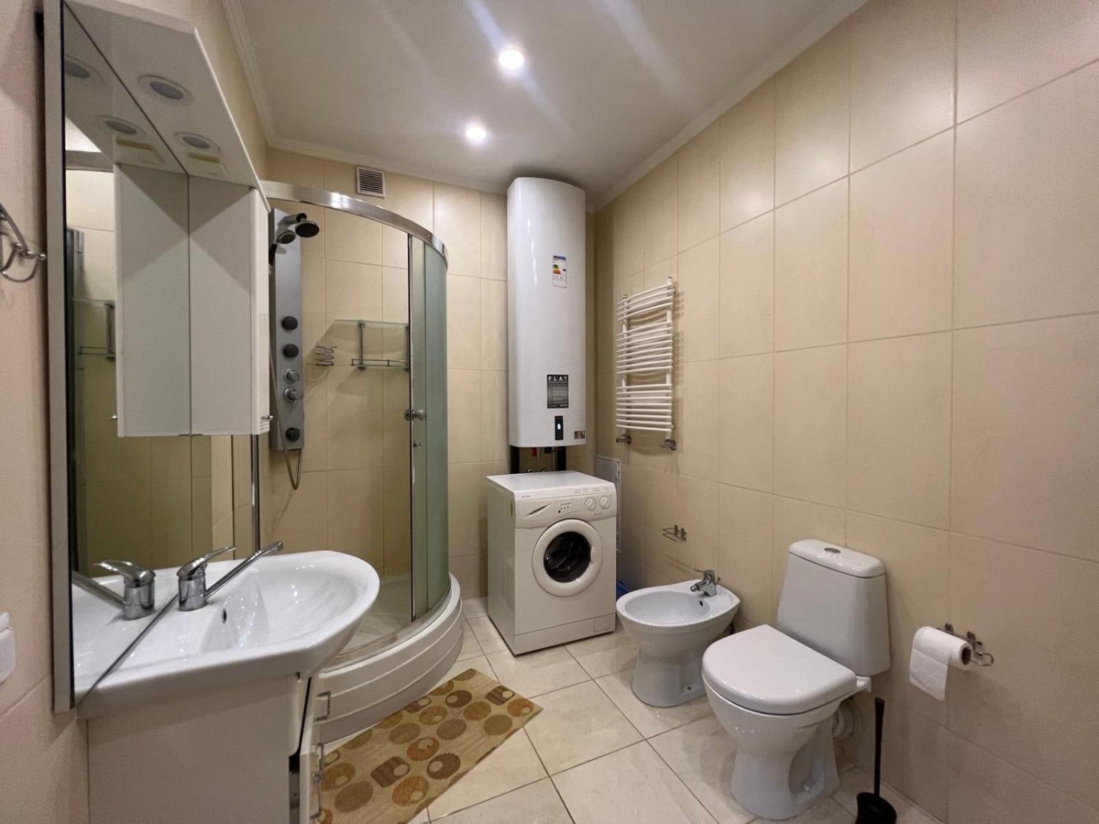 Apartment On Baseinaya Street 13 Kiev Eksteriør billede